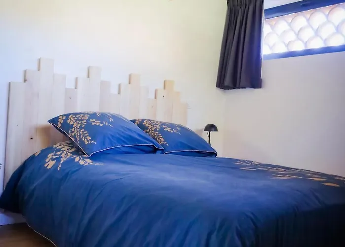 De Caractere A Beaupuy Holiday home *